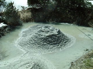 泥火山